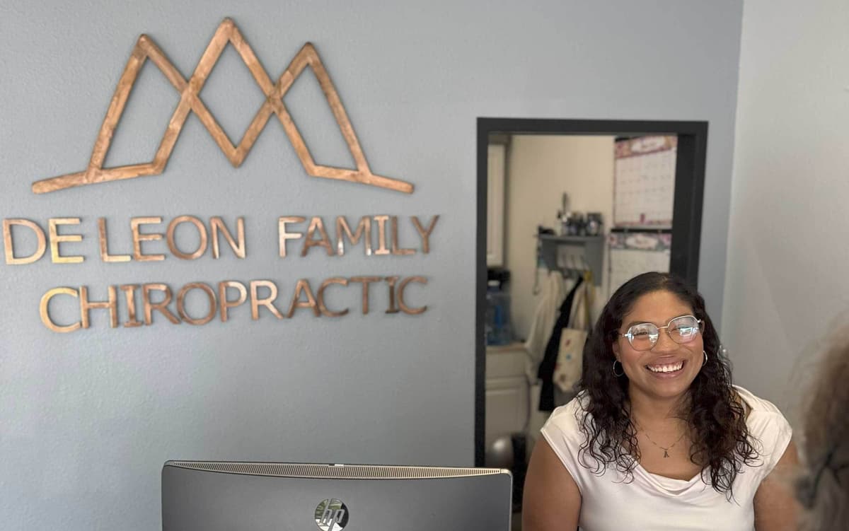 DeLeon Family Chiropractic