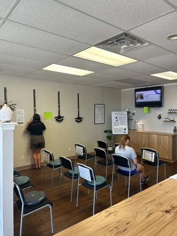 clinic-info-section-img